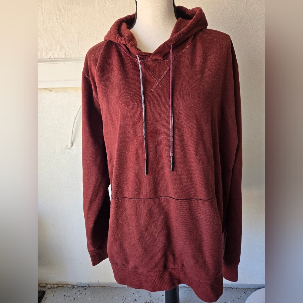 Lnwot Eddie Bauer XL Men's Burgandy Hoodie.